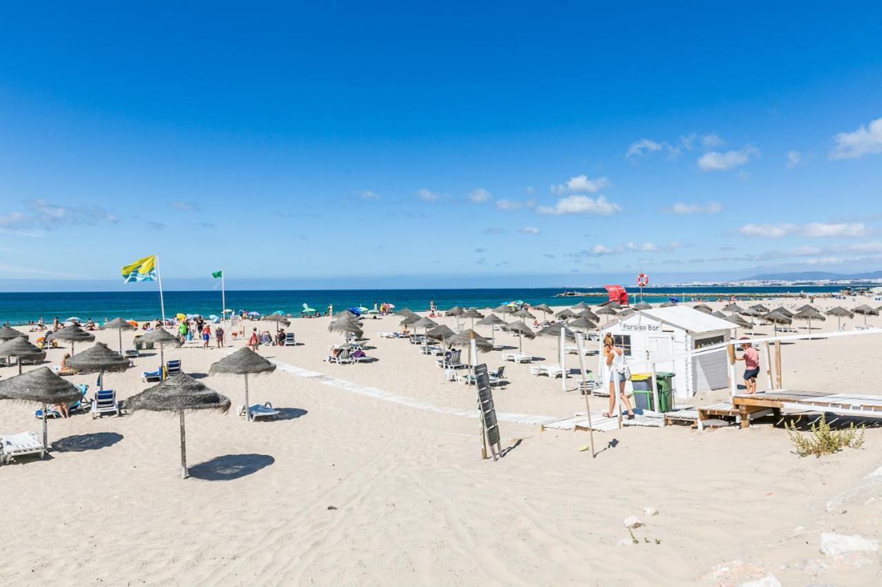 1 Bedroom Beach Apartment With Balcony 2 Min Walk To The Beach! Costa de Caparica Eksteriør bilde